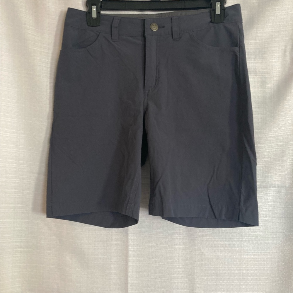 Patagonia size 6 great condition